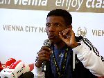 <strong>Haile Gebrselassie</strong> - Äthiopiens Laufsportlegende und Nationalheld - gibt sich beim...